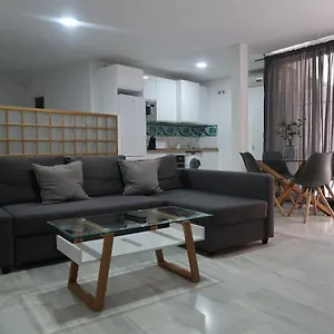 J & E Center Apartment