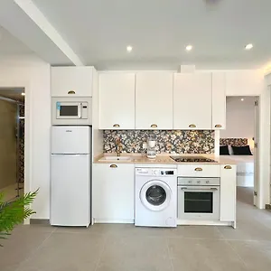 Malagueta Iii & Terrace By Ele Apartment